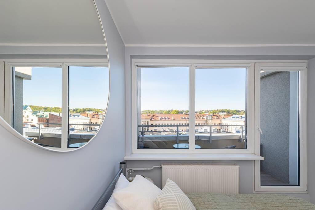 Central 2 Bd Apartment By Hostlovers カウナス エクステリア 写真