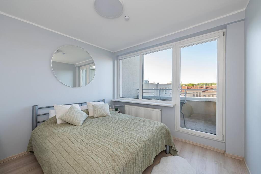 Central 2 Bd Apartment By Hostlovers カウナス エクステリア 写真