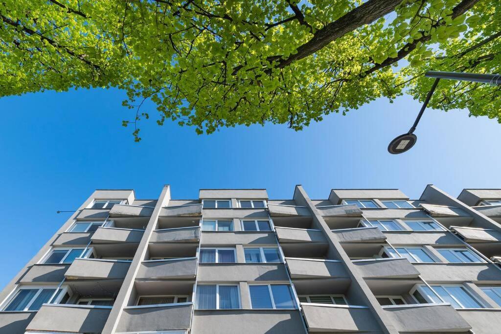 Central 2 Bd Apartment By Hostlovers カウナス エクステリア 写真